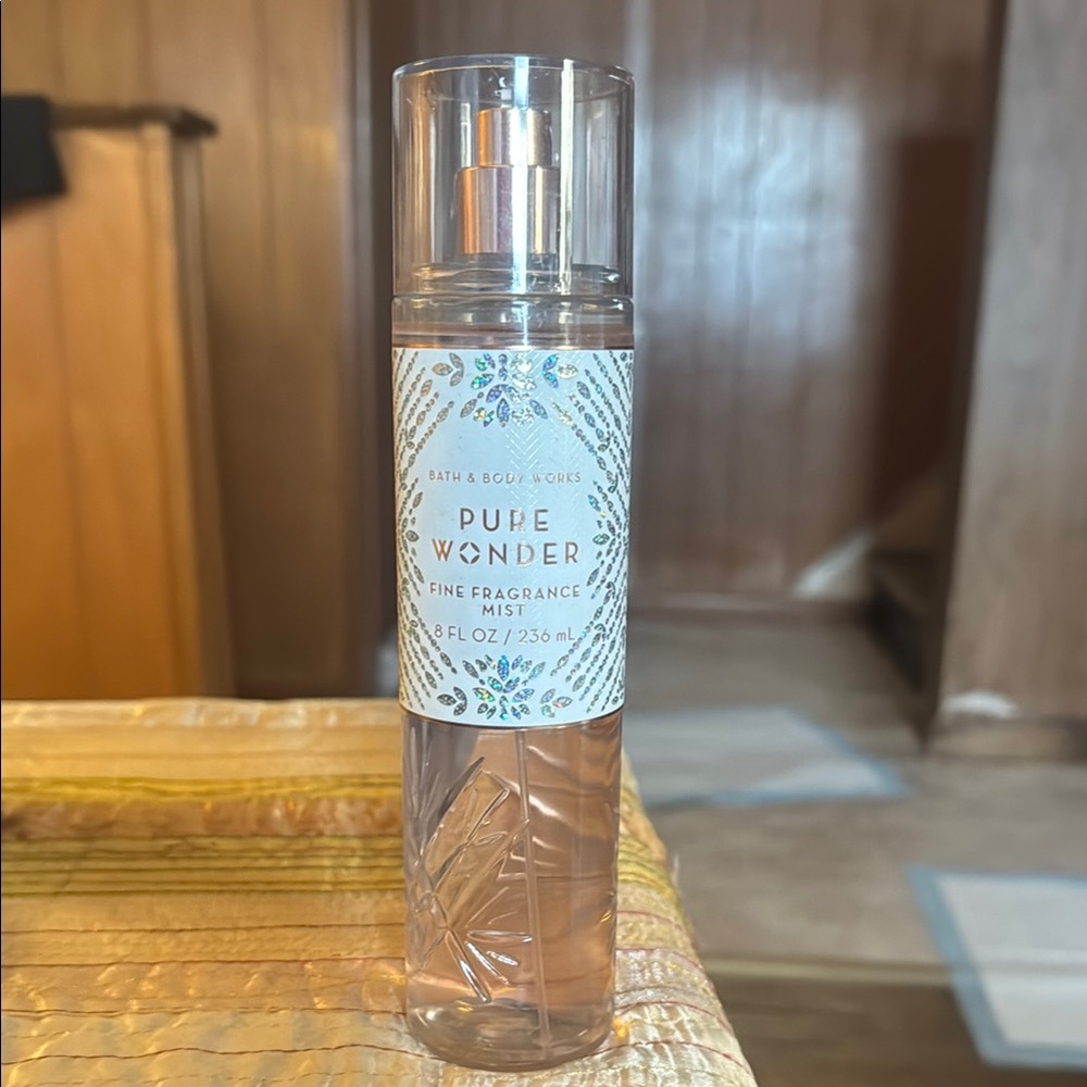 Bath & Body Works Pure Wonder Fragrance Mist